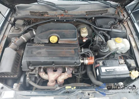 1998 Saab 900 S из США, поврежденный, VIN YS3DD75B4W7004103